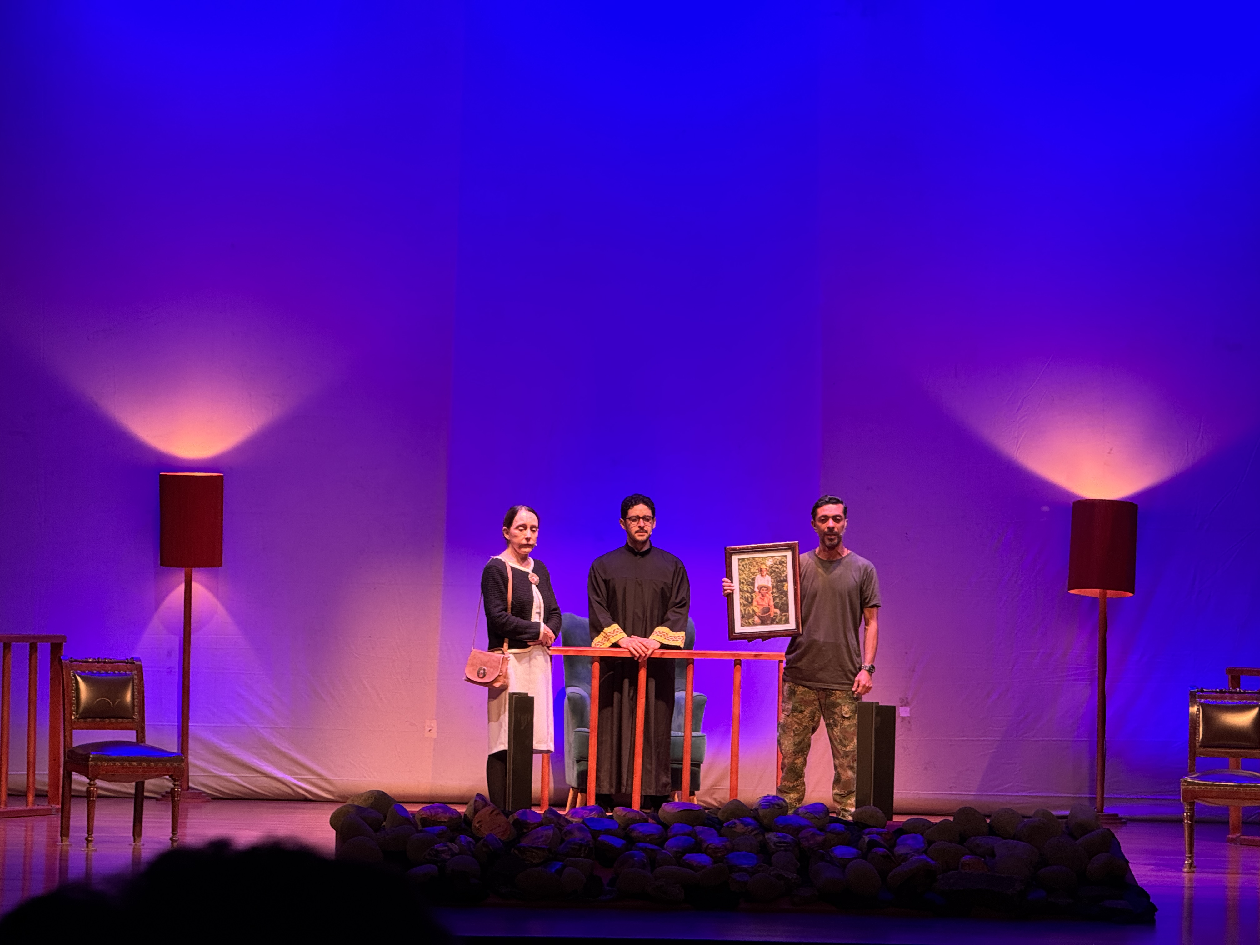 La Embajada de Colombia en Costa Rica impulsa la cultura colombiana en el FIA 2026 con la participación del Teatro Petra