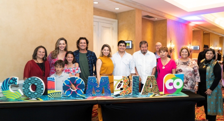 Por invitación del Embajador de Colombia, el cantante Carlos Vives se reunió con el Presidente de Costa Rica y otros altos funcionarios del Gobierno